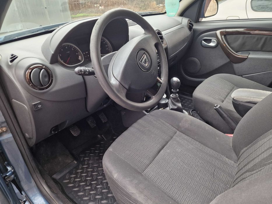 Vand Duster 4x4, perfecta stare