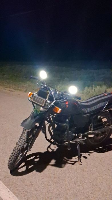 Мотоцикл Suzuki GSX 250