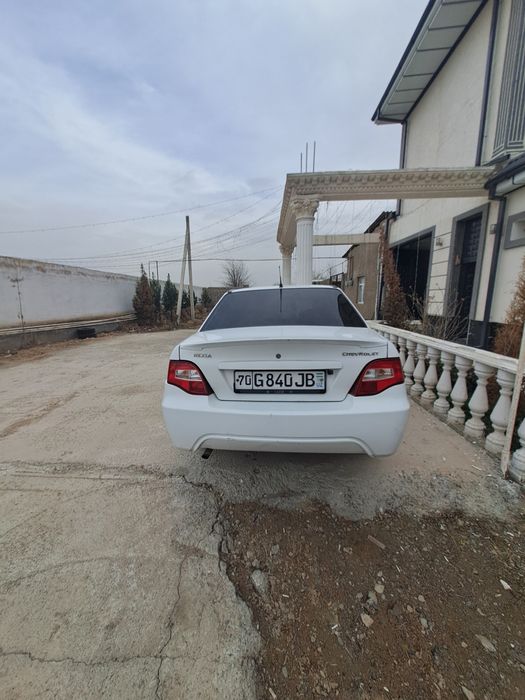 Neksa 2 sotiladi 2009 yil sons metan Gaz balon bo 100 tali