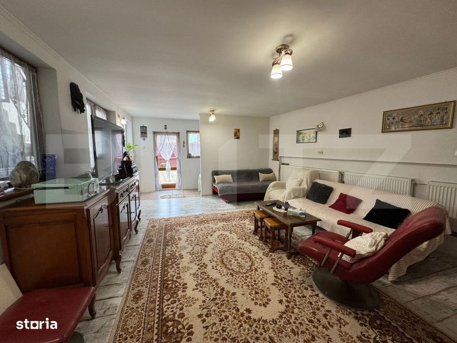 Casa cu 4 camere in Hunedoara