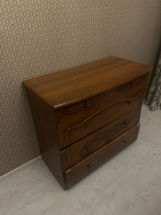 Продам спальный гарнитур 80000 тг