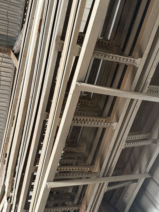 Лоток кабельный.