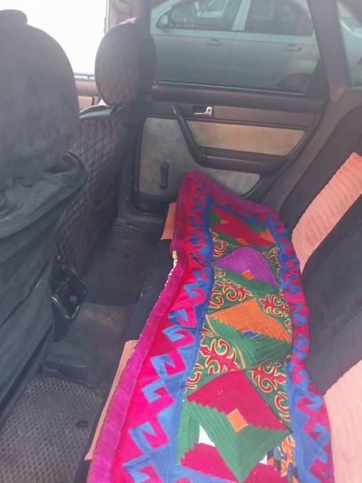 Продам Ауди 100 С4