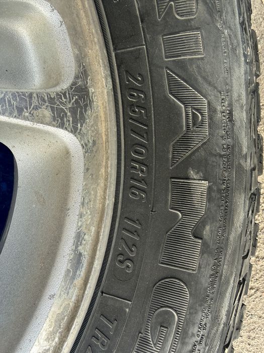 Резина с дисками на джип 265/70/16