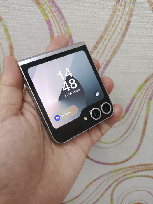 Galaxy Z Flip 6 12/256 Gb