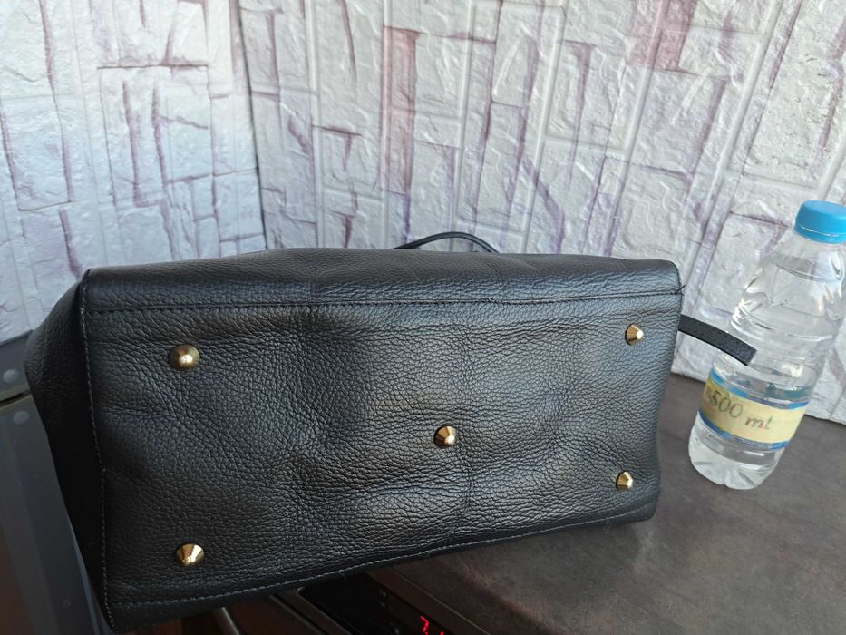 дамска чанта черна кожена -естествена кожа