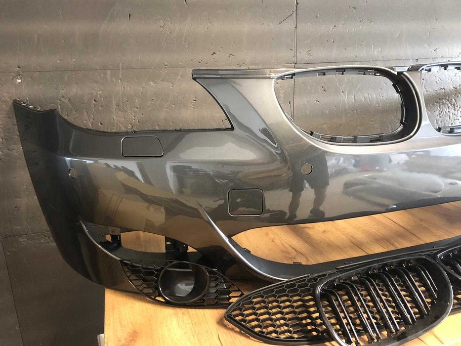 Bara Fata BMW E60 An 2003-2010 Aspect M (A36 (Gri Inchis)) Vers. 2