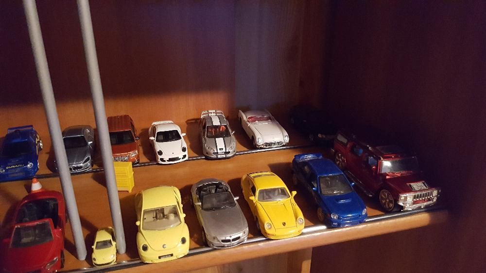 Machete auto 1/43...