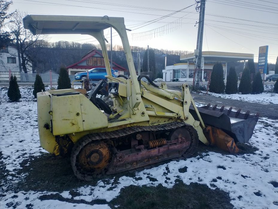 Vind buldozer-incarcator șenilat fiat alis