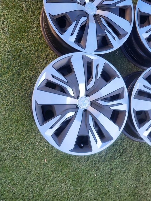 16 4x108 Peugeot метални джанти с тасове 4х108