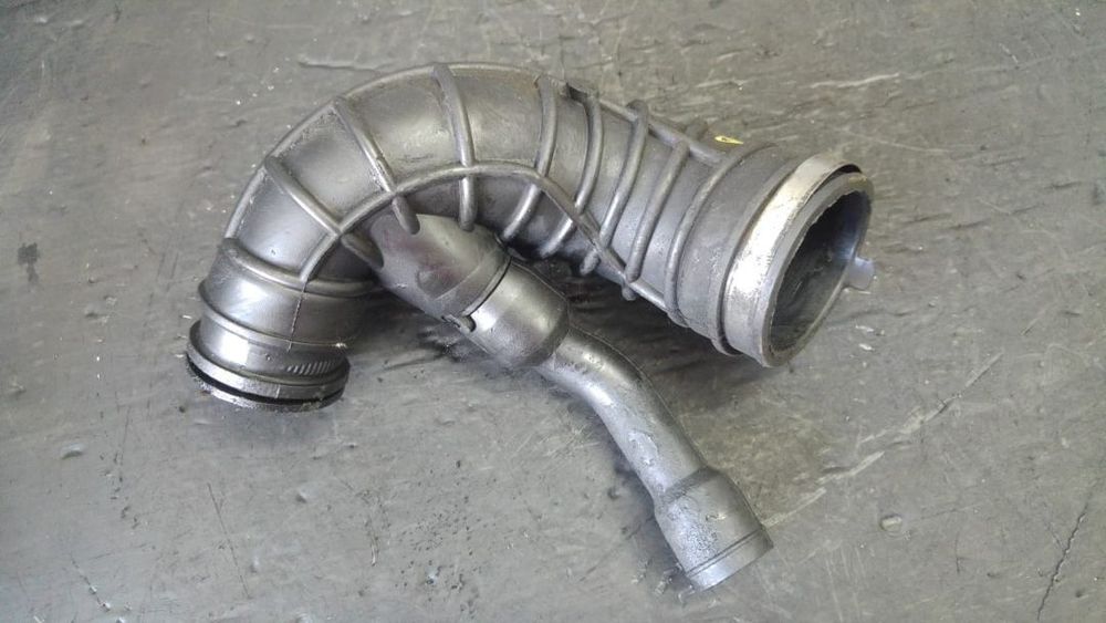 furtun intercooler ford fiesta 6  peugeot 207  1.4 tdci  f6jd 9642212280