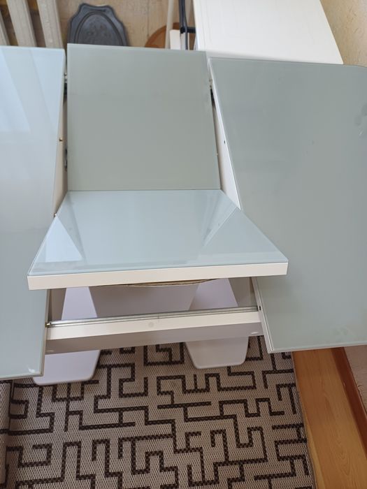 Стол на  кухню раздвижной