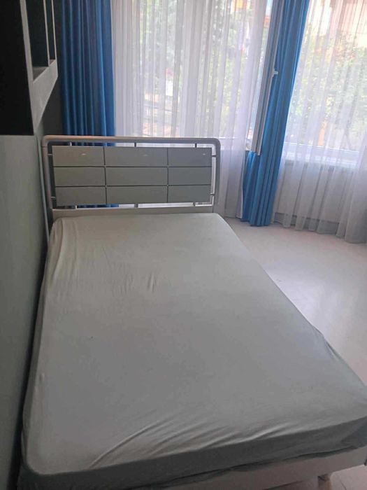 Гардероб с шкаф и легло – добро състояние, запазени