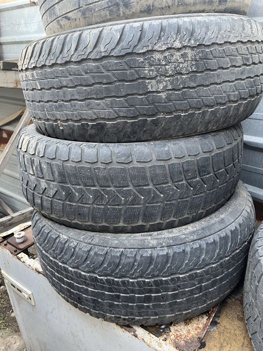 265 / 65 / R17.