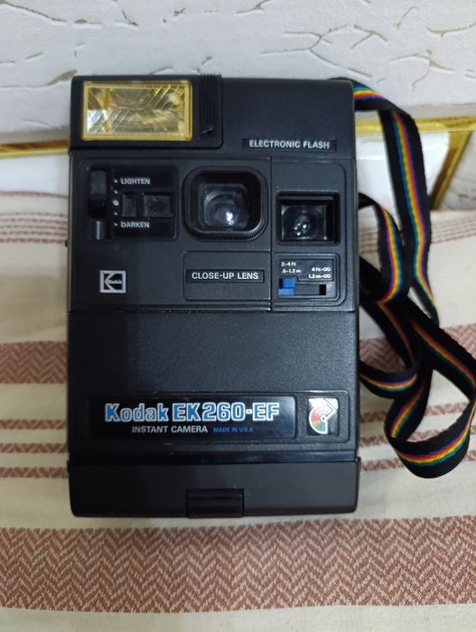 Fotoapparat KODAK EK260-EF kolleksionerlar uchun