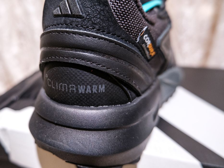 Кроссовки Adidas 40 весна/осень
