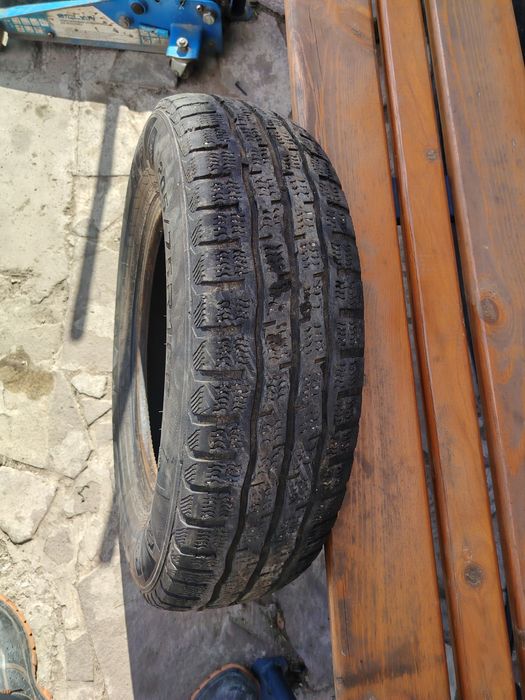 205/75/R16C продам резину. 1шт