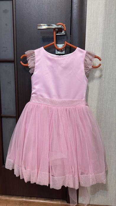 Детское нарялное платье для девочки