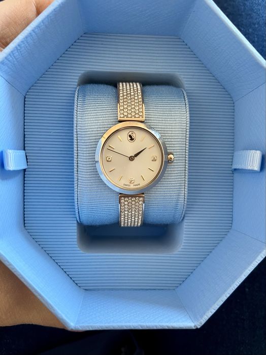 Дамски часовник SWAROVSKI Illumina