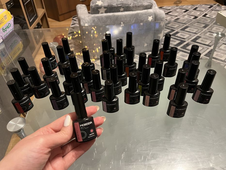 Комплект от 40 броя гел лак