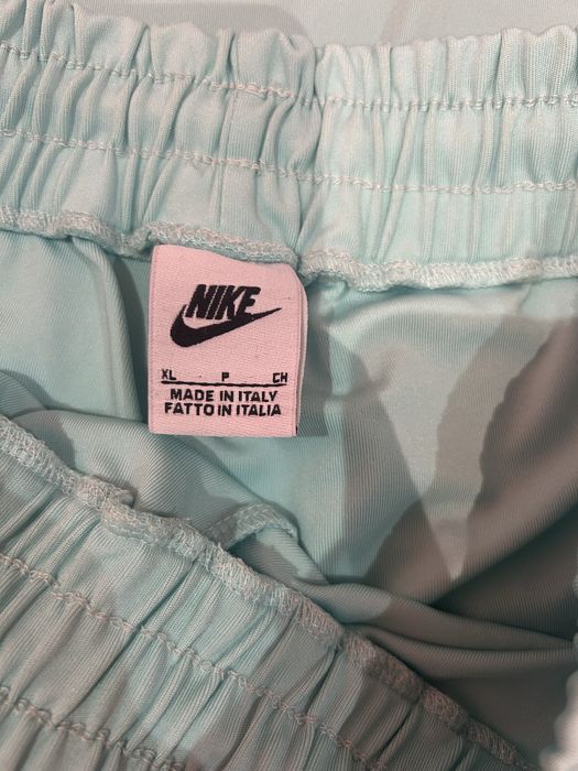 Комплект Nike размер хл отговаря на размер м