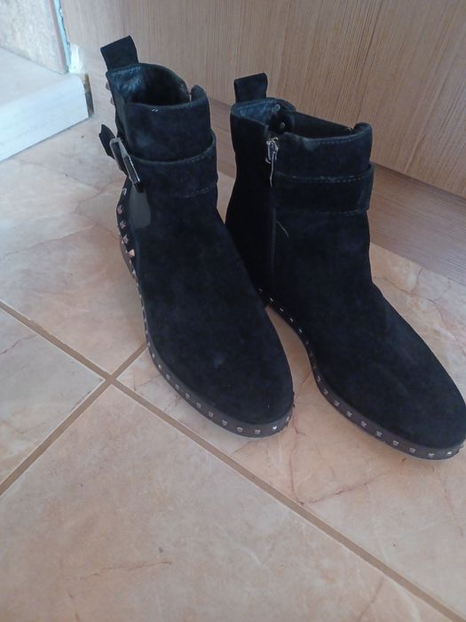 Дамски боти,естествен велур