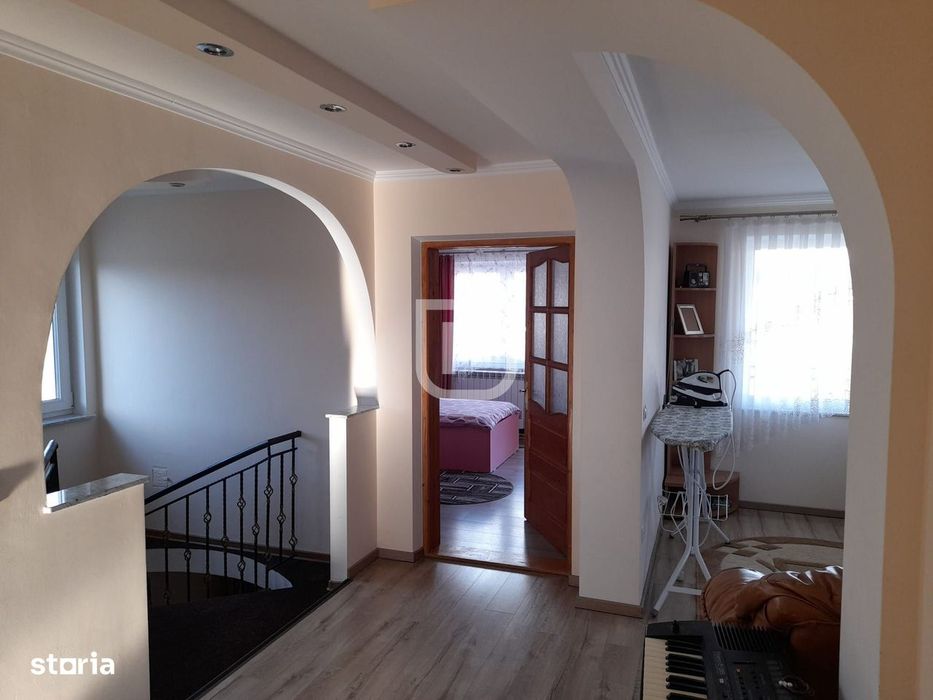 Casă 5 camere, 2.800 mp teren, Dărmănești – 13 km Suceava