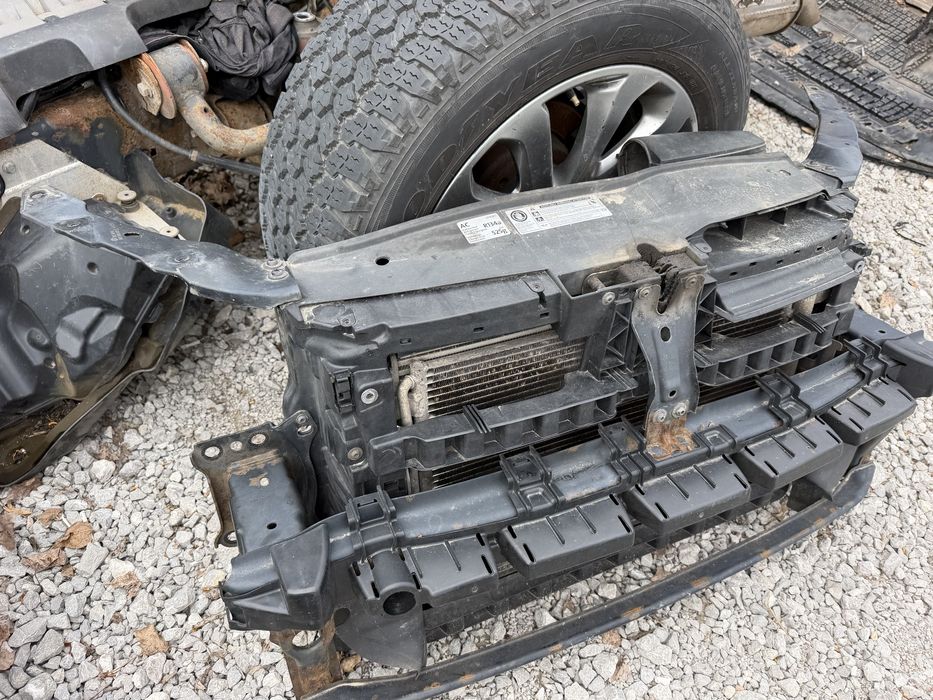 Маска с радиатори перка и греда Volkswagen Golf 6 2.0tdi