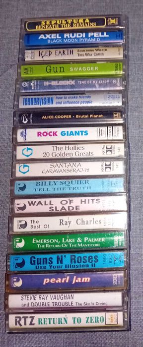 Аудио касети с рок музика