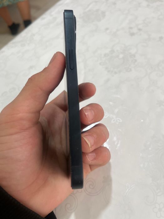 продается iphone 13