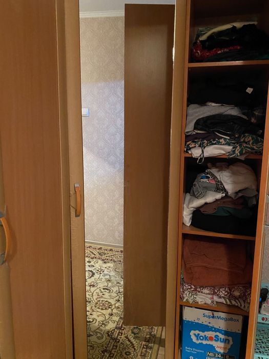 Отдам даром шкаф для спальни