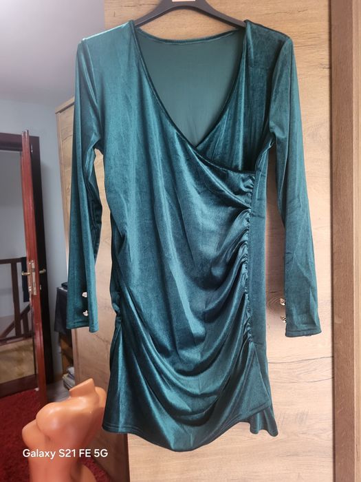 Vând Rochiță Dama