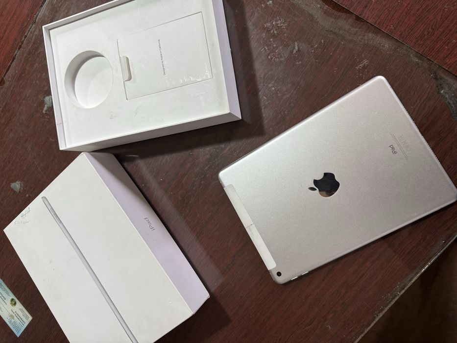 Ipad продам планшет 32гб (6th Generation) Wi-Fi + Cellular