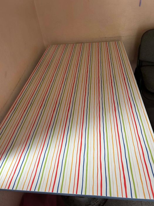 2 броя маси за офис