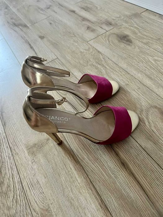 Продам туфли женские