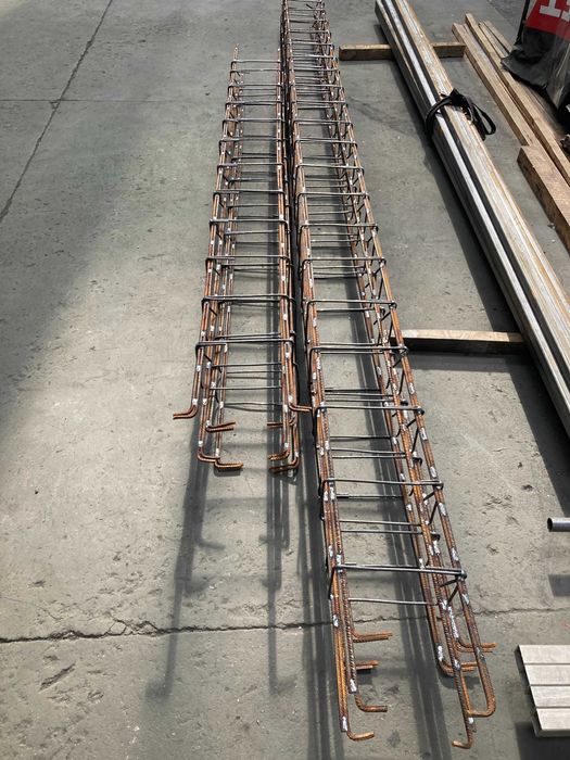 Заваръчни услуги и метални конструкции.