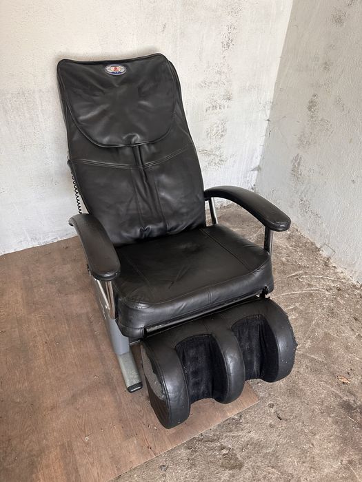 Продам массажное кресло