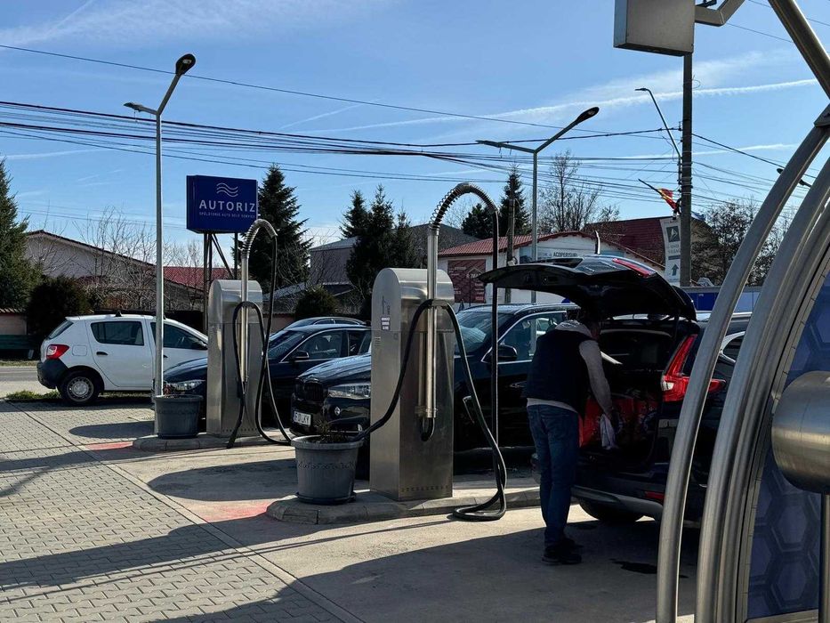 Spalatorie Auto SELF SERVICE 5 rampe Adriateh + Spatiu Comercial