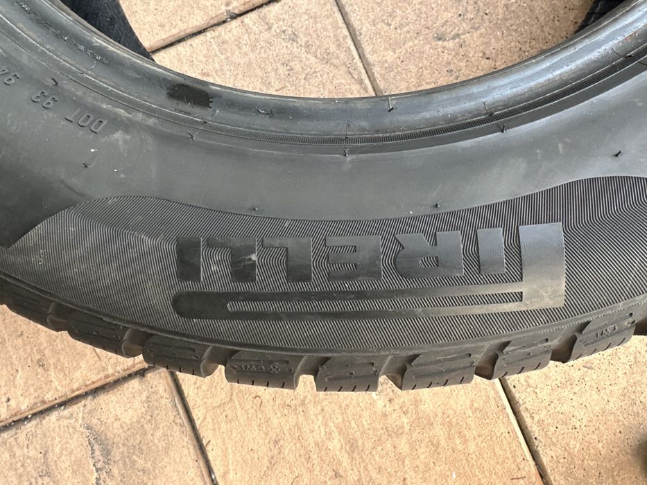 215/60/16  Pirelli de iarna dot 2022. /100 lei bucata