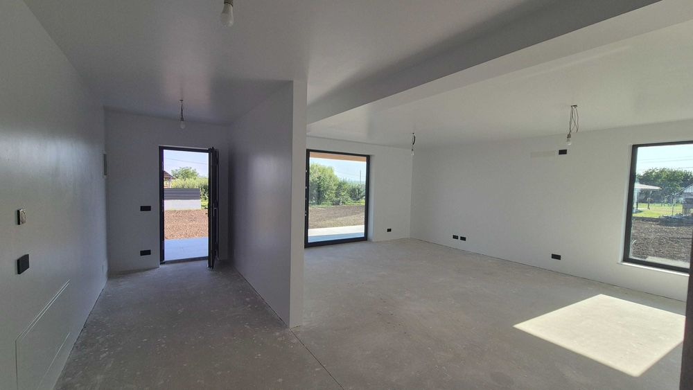 Casa Parter în Moara x ari teren