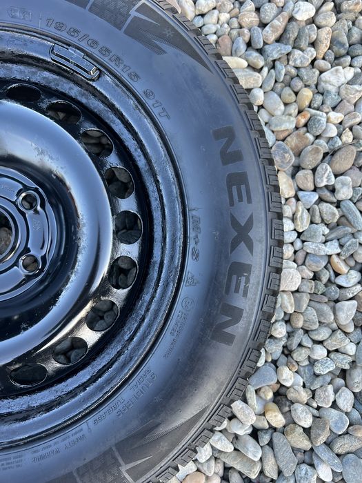 Anvelope cu jante tabla 5x112