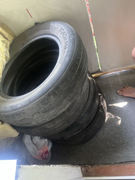 Летние шины б/у 205/60 R16