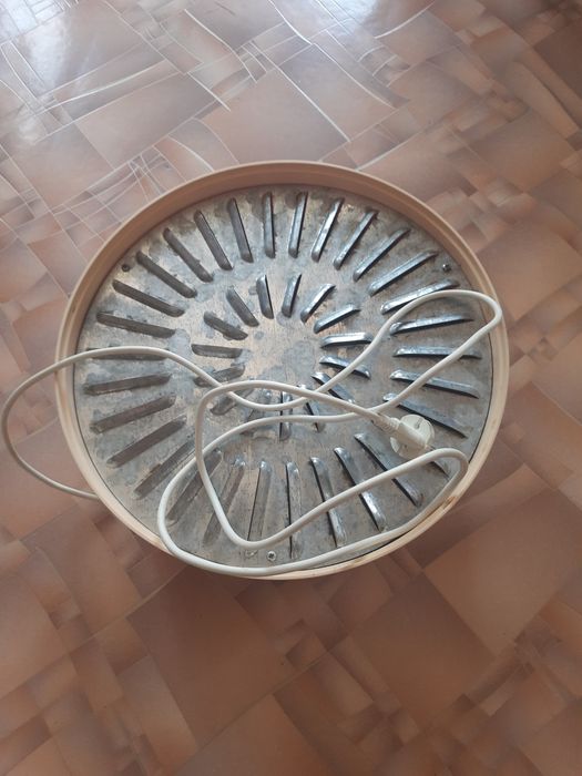 Новая Электрич Сушилка для овощей