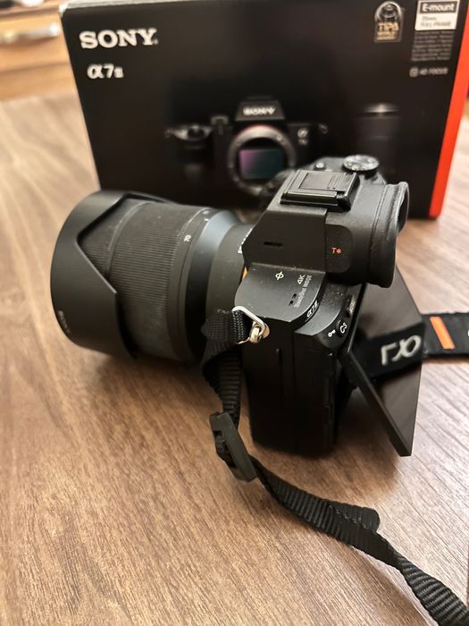 Фотоапарат Sony A7 III + обектив FE 28/70