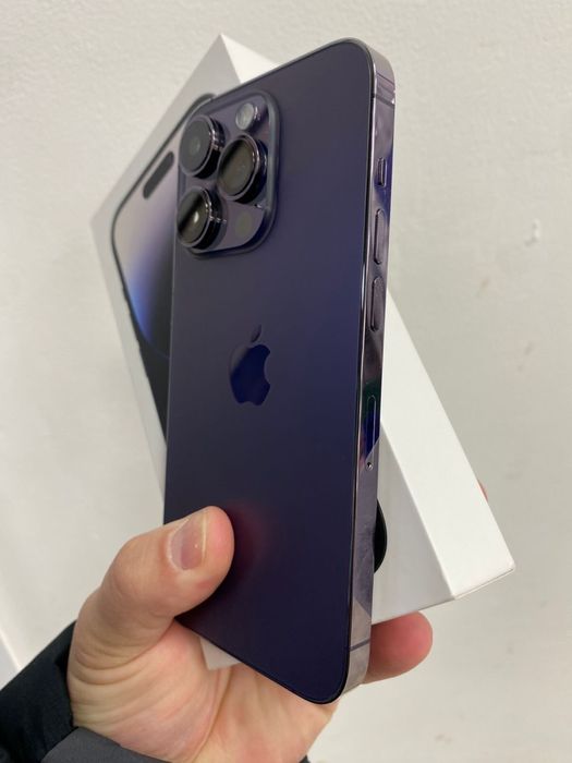 Продам айфон 14 про
