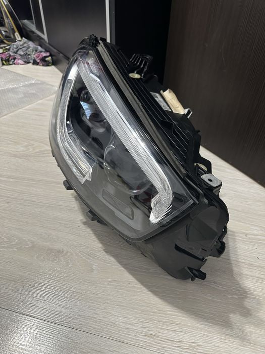Far dreapta multibeam GLC C253/X253 2019/2022