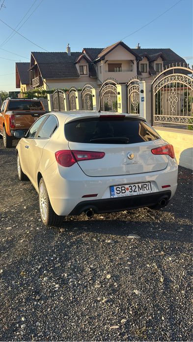 Alfa romeo giulietta  2014 in acte 230 mii km reali 20 diesel