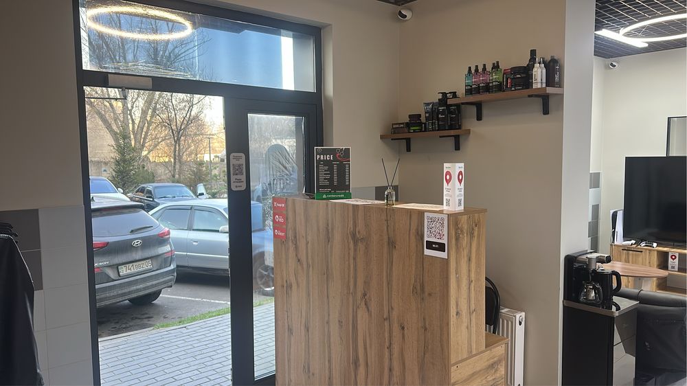 Продам оборудование для барбершопа