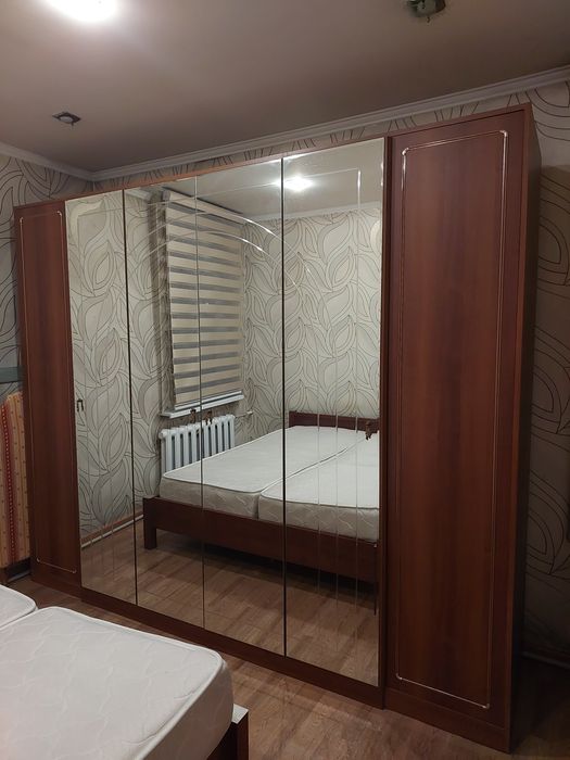 Шкаф шестисекционный, б/у