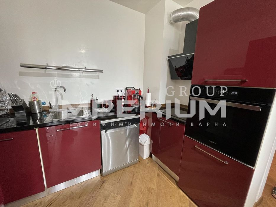 Продава се Тристаен апартамент в Варна, Чайка - 108 кв.м за 3982 €/кв.м - Снимка #3